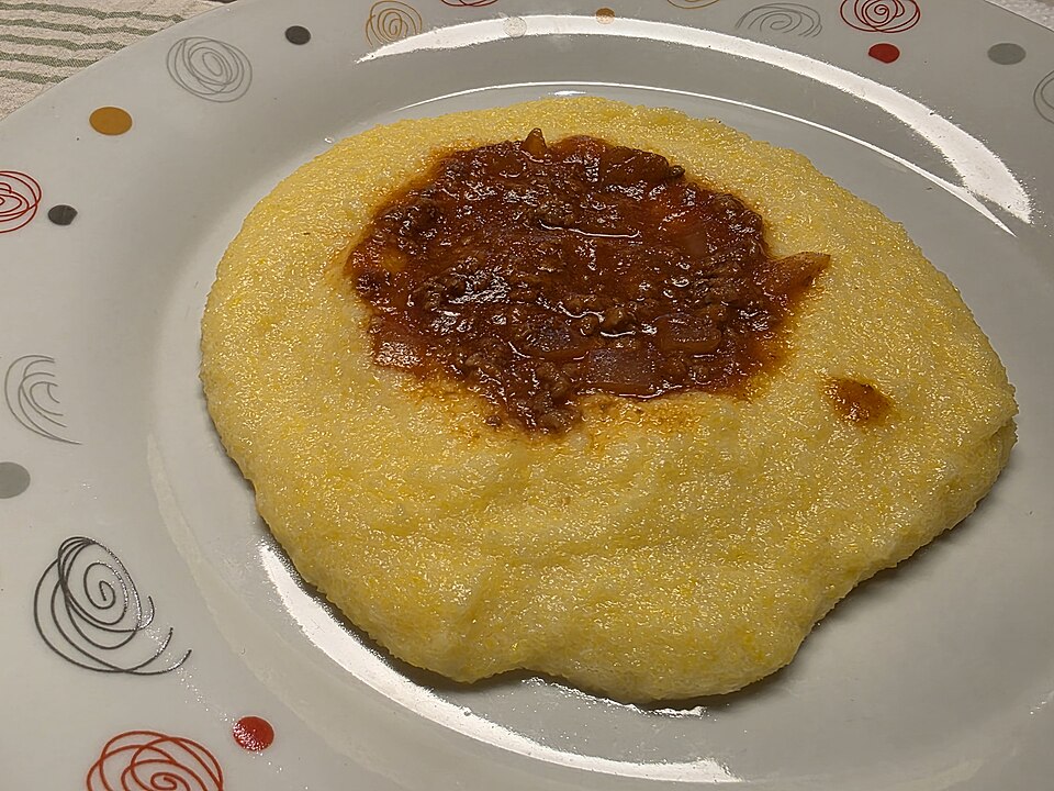 Polenta con tuco